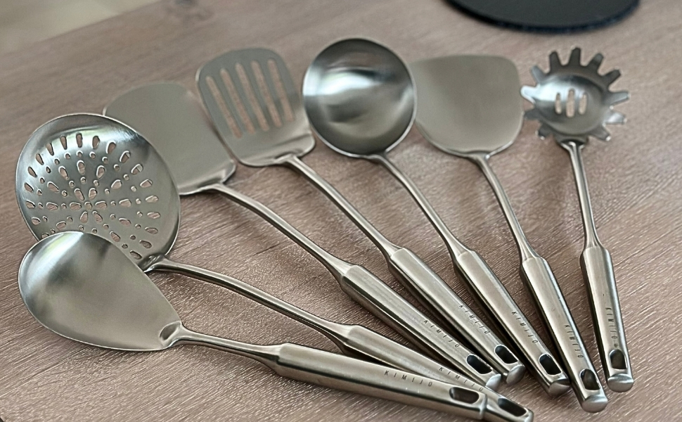 Набір кухонних помічників 7 шт. з нержавіючої сталі - високоякісні кухонні аксесуари для вока та кухні (ложка для подачі, шумовка, лопатка, лопатка для риби, половник, ложка для спагеті, лопатка для вока)