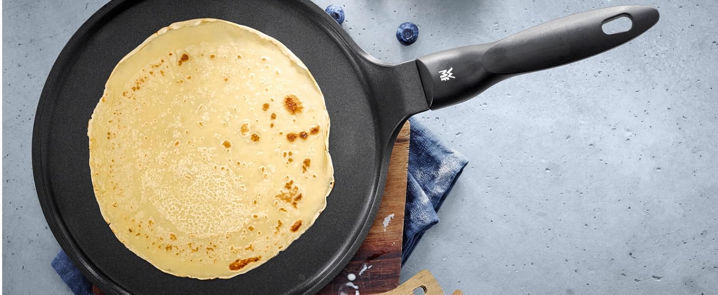 Сковорода WMF Devil Crepe 27 см з антипригарним покриттям, для млинців та оладок, з лопаткою
