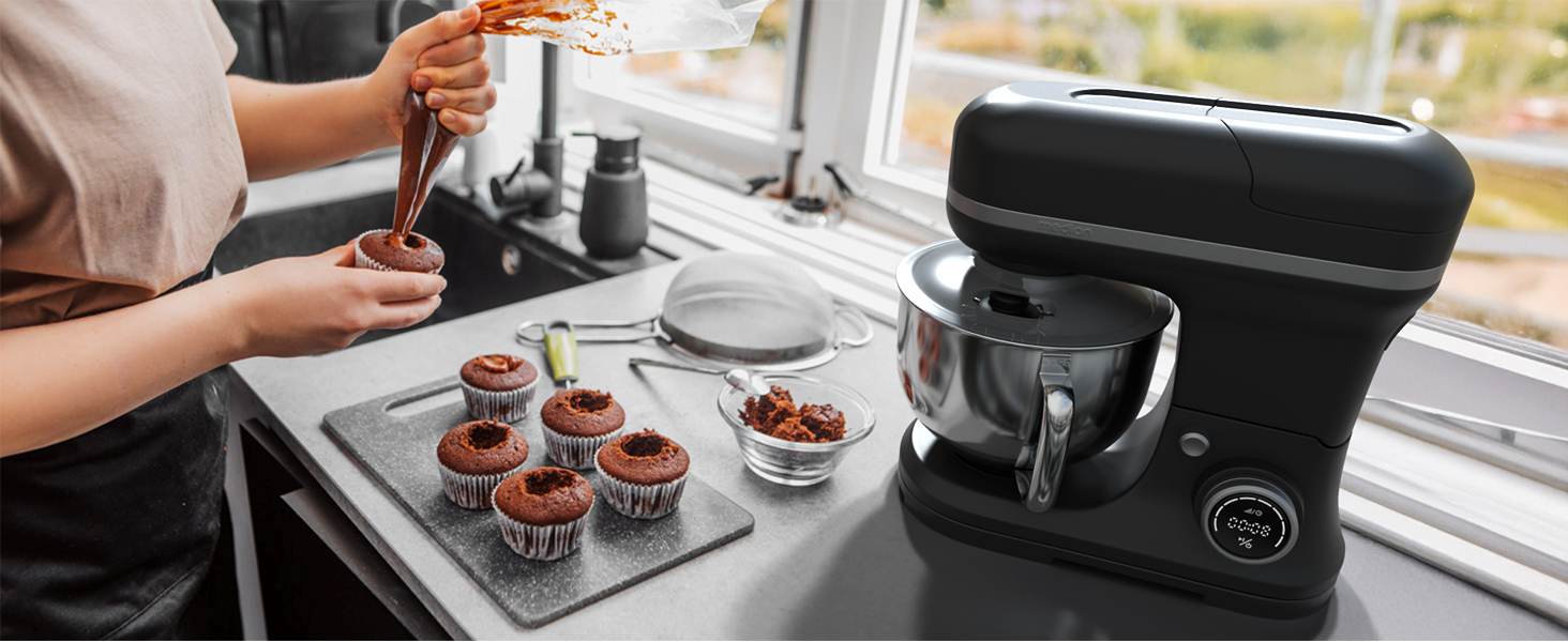 Кухонна машина MEDION MD18430: 3-в-1 (міксер, м'ясорубка, кухонний комбайн), 5 л чаша з нержавіючої сталі, 1200 Вт, подрібнювач, нарізувач, цифровий дисплей, чорний