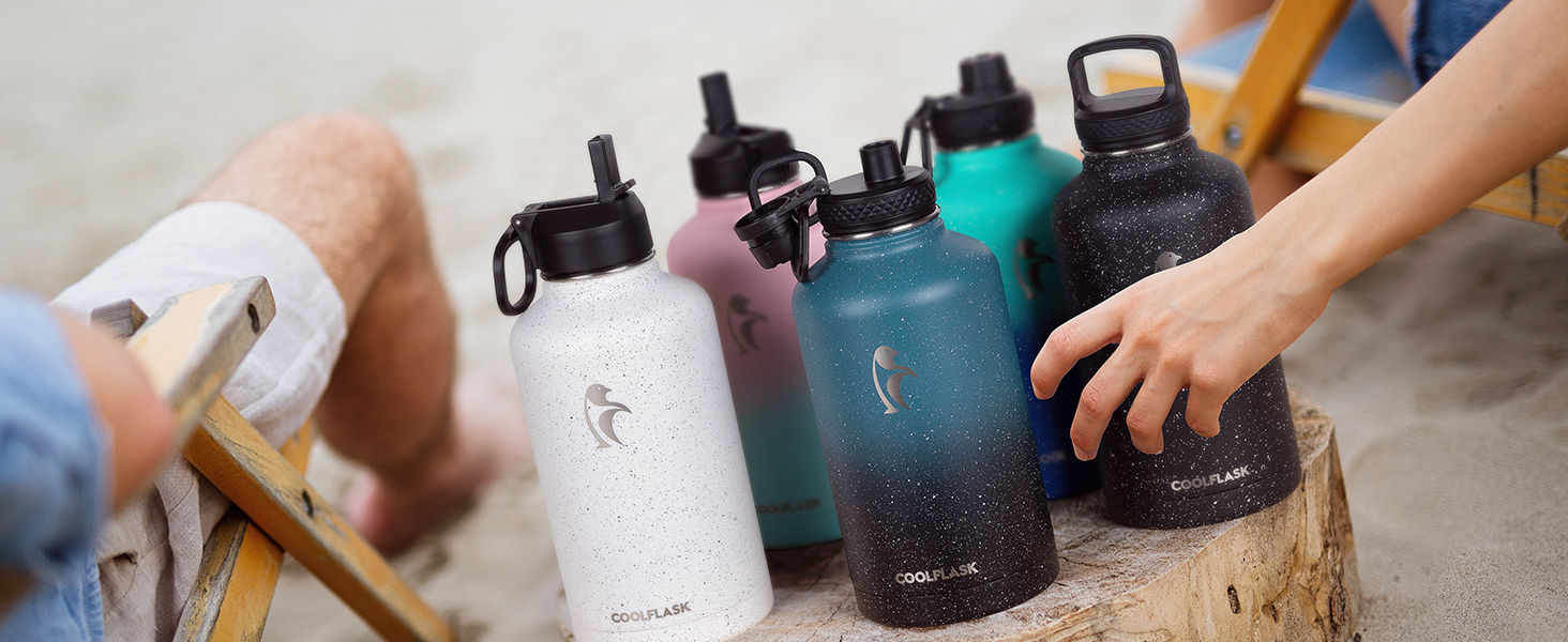 Термобутилка Coolflask 2Л зі сталі нержавіюючої з соломинкою та 3 кришками, вакуумний ізольований спорт-флакон для води та офісу, герметична, колір Indigo Black