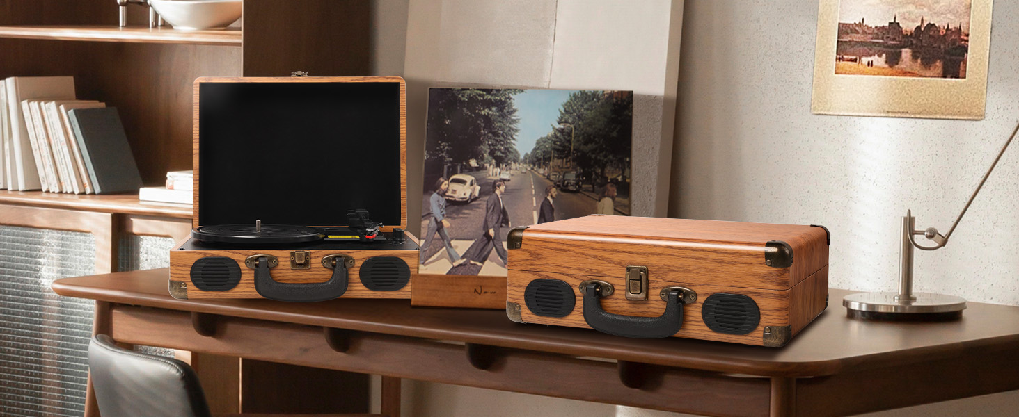 Вініловий програвач з Bluetooth, цифровим енкодером, вбудованими стереодинаміками, 3 швидкості (33/45/78 об/хв), AUX-вхід/вихід, натуральне дерево