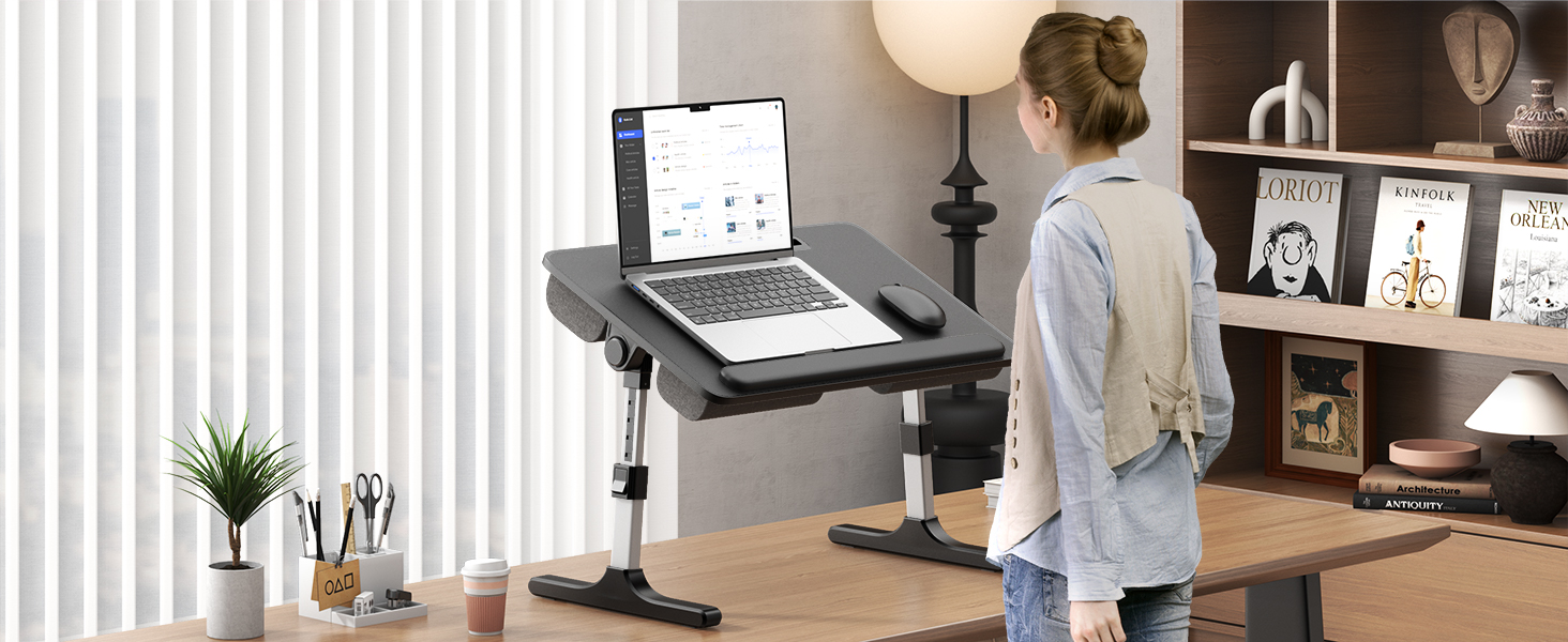 Стіл для ноутбука PUTORSEN - регульована висота та кут нахилу, 58 x 37 см, чорний