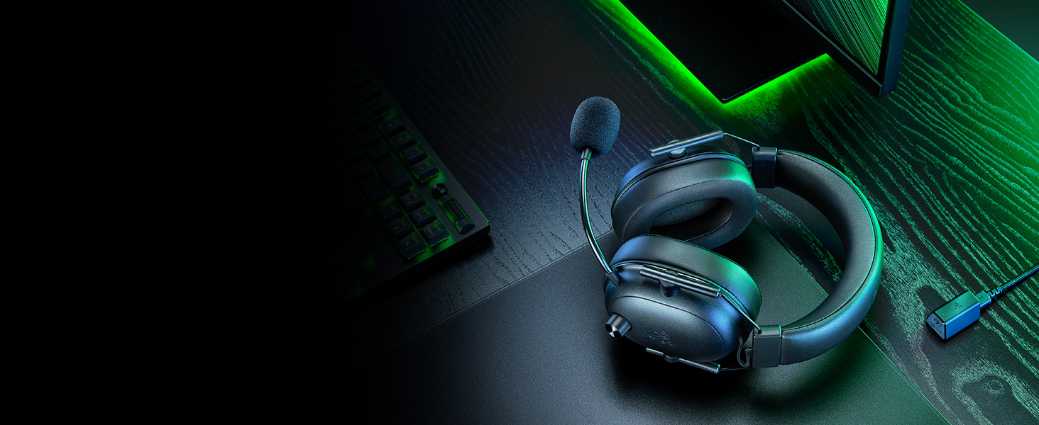 Razer BlackShark V2 HyperSpeed: Бездротові ігрові навушники для ПК (280г, мікрофон HyperClear, драйвер TriForce Titanium 50 мм, Bluetooth, чорний)