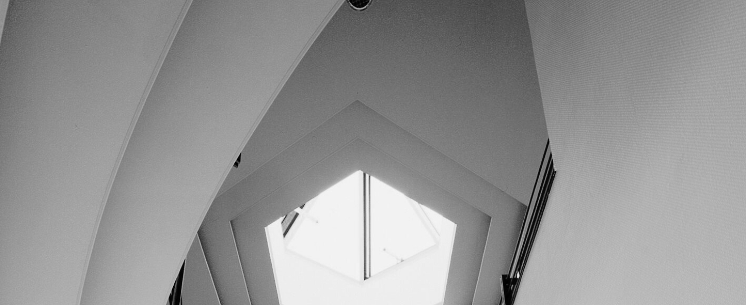 Набір з 4-х стільців Albatros для їдальні, Aalborg, білий - дерев'яні ніжки з масиву буку, скандинавський ретро-дизайн, зручний стільчик-чаша, елегантний кухонний стілець для обіднього столу