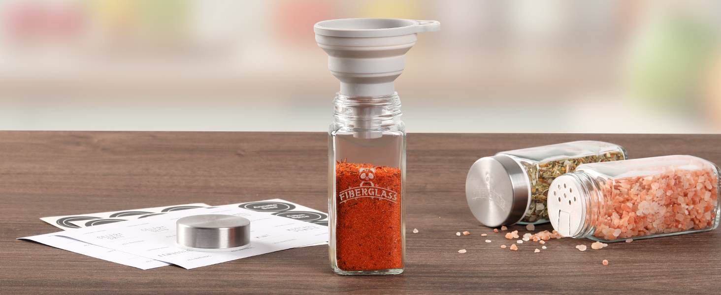 Набір скляних банок для спецій з дерев'яними кришками з акації, 24 шт по 120 мл (кутові)