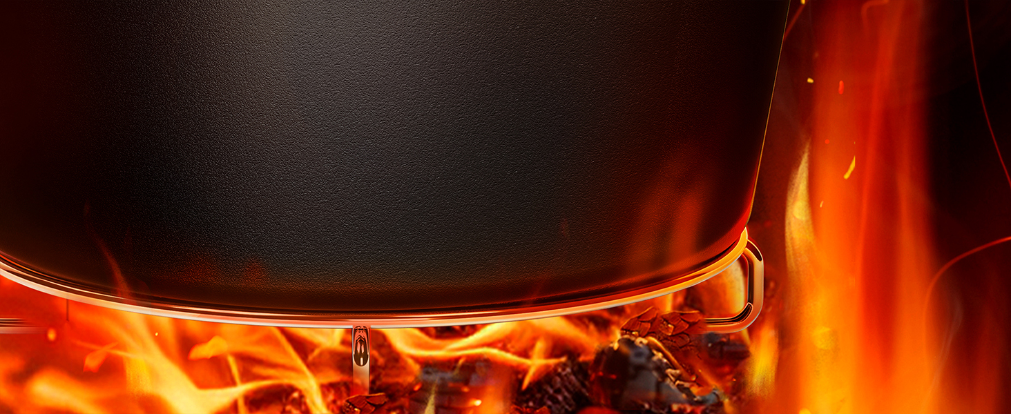 Набір чавунних казанів Essential Line для 3–6 осіб: казан 7,5 л та кришка 1,5 л, прожарений вогонь, з підйомником кришки, кільцем для чищення, пастою для догляду та книгою рецептів, гарантія 30 років