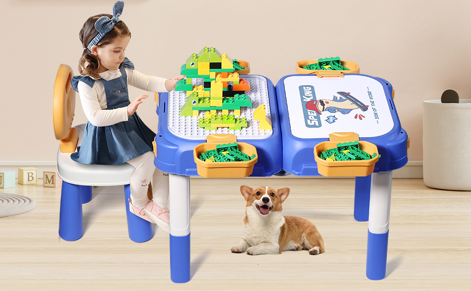 Дитячий стіл Fygurso з кріслом та 90 великих кубиків для конструювання. Трансформується в коробку на колесах. Для дітей від 3 років.