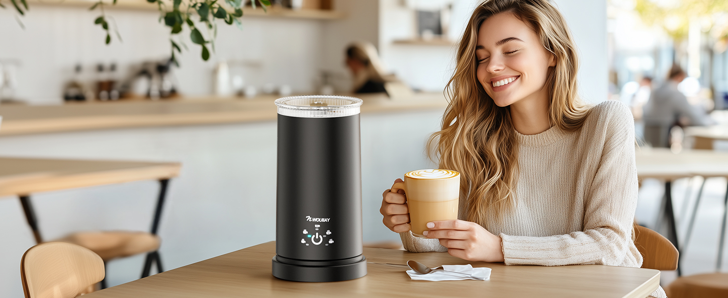 Електричний спінювач молока 5-в-1 600W з антипригарним покриттям. Підходить для приготування гарячого та холодного молочного пін, какао, лате, капучино. Чорний.