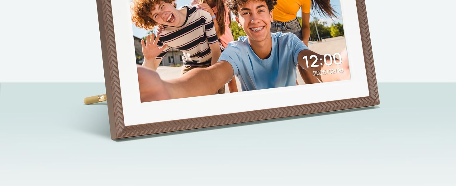 Цифровий фоторамка ARZOPA 15.6 дюймів з безлімітним хмарним сховищем, віддаленою передачею фото та відео, FHD сенсорним екраном. Ідеальний подарунок! Модель D15 (Коричневий)