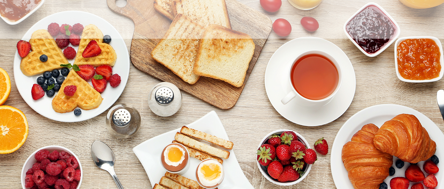 Кухонна машина POWWA 5.5L з 6 швидкостей, 1500W, для замішування тіста, з міксером, гаком для тіста та насадкою для збивання, чорного кольору