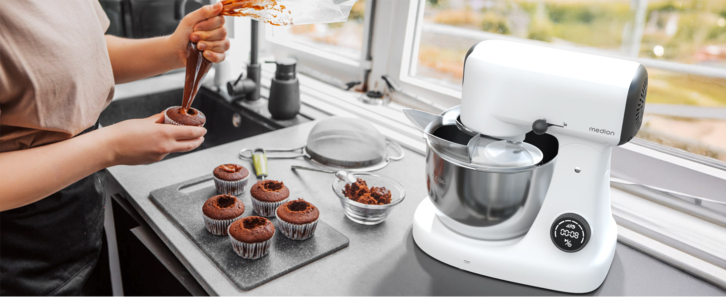 Кухонна машина MEDION MD 12600 з м'ясорубкою, 4.6 л чаша з нержавіючої сталі, тихий двигун, 800 Вт, набір насадок для натирання, шинкування та нарізання, сенсорний дисплей, міксер, тістоміс