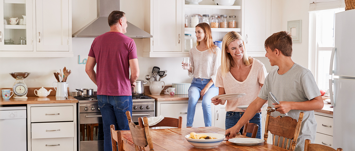 SIMPLETASTE: Електричний спінювач молока 4-в-1, автоматичний, для гарячого та холодного напою, з підігрівом, автоматичне вимкнення, білий