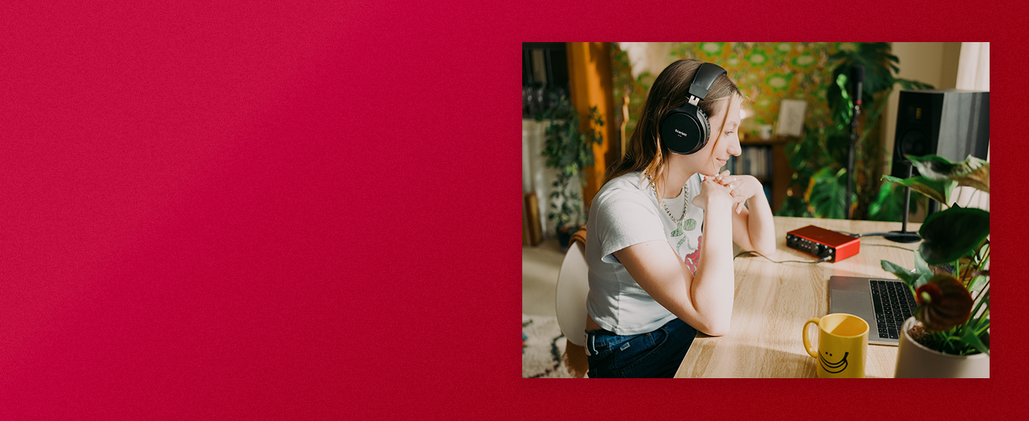 Focusrite Scarlett Solo 4 (4th Gen) USB аудіоінтерфейс для гітаристів, вокалістів та продюсерів - студійна якість звуку + ПО