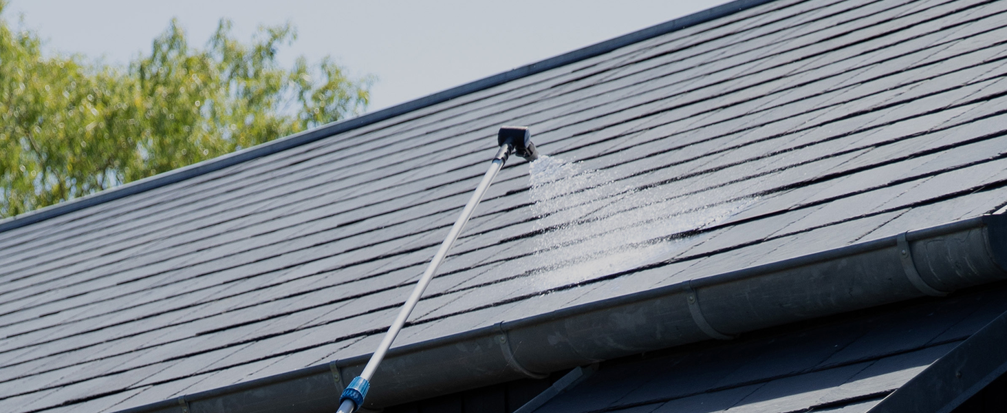 Мийка високого тиску Nilfisk E 145 Bar з пінотворечем, насадкою для миття поверхонь, щіткою та набором для чищення труб (2100 Вт)