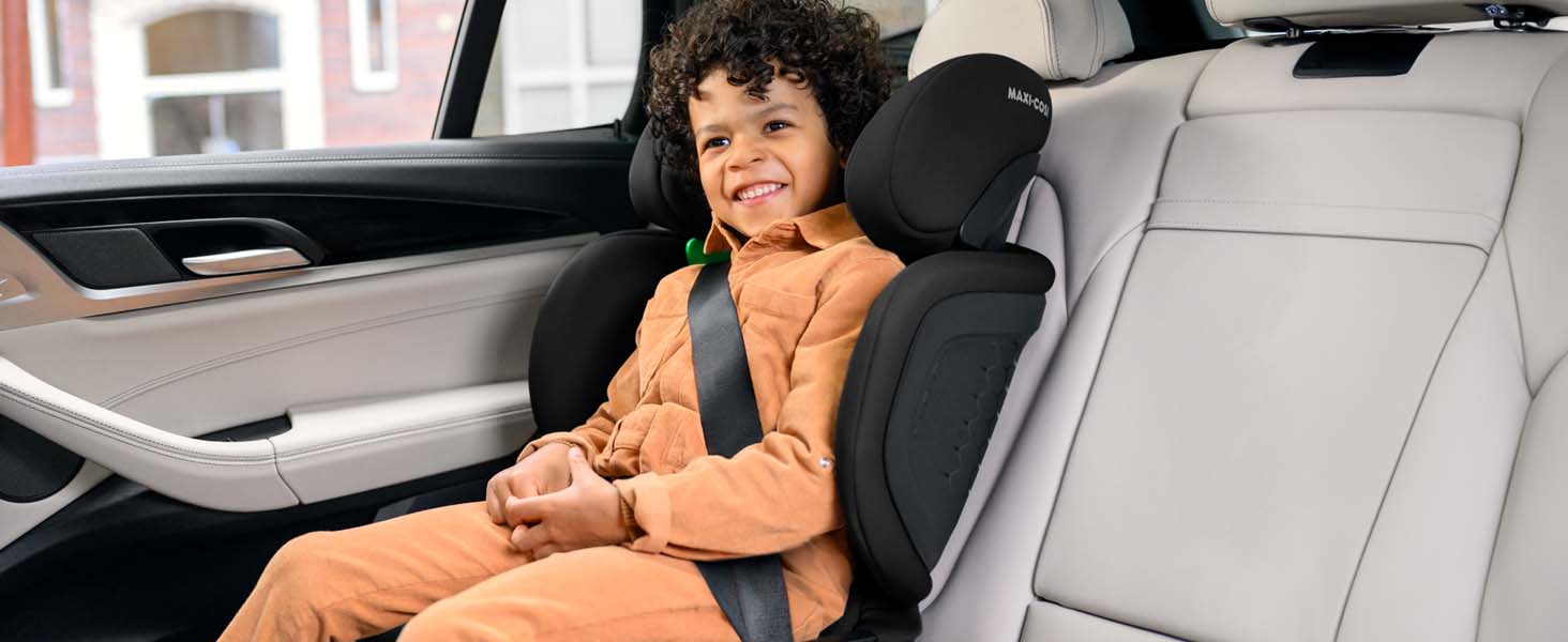 Автокрісло Maxi-Cosi Tanza i-Size, 3,5-12 років, 100-150 см, регулювання підголівника, портативне, з G-CELL захистом, Full Black