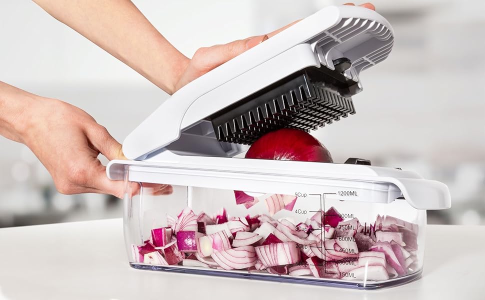 Многофункціональний овочевий слайсер-мандоліна 7-в-1 (білий) - для овочів, фруктів, сиру, цибулі, картоплі, огірків