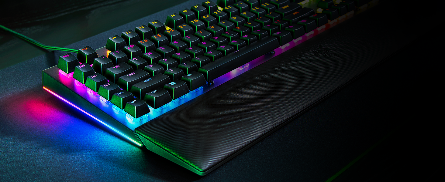 Механічна ігрова клавіатура Razer BlackWidow V4 Green Switch QWERTZ DE з RGB Chroma підсвічуванням та макро-клавішами