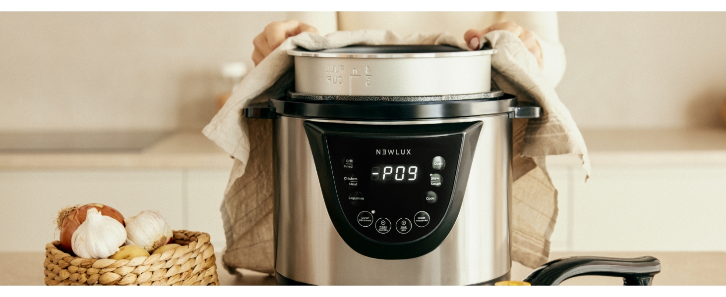 Електричний сковорода-каструля NEWLUX Chef Pot V110, 6L, 10 програм, 1000W, таймер 24год, 2 режими тиску